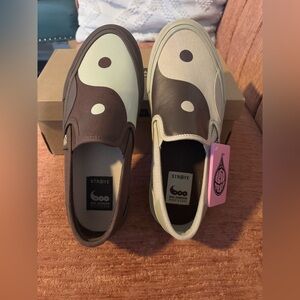 STRAYE Vista XR One Love II, new/never worn! Size US Men’s 10